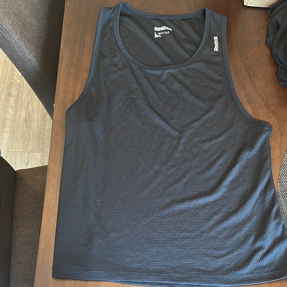 Reebok women’s black Tank Top